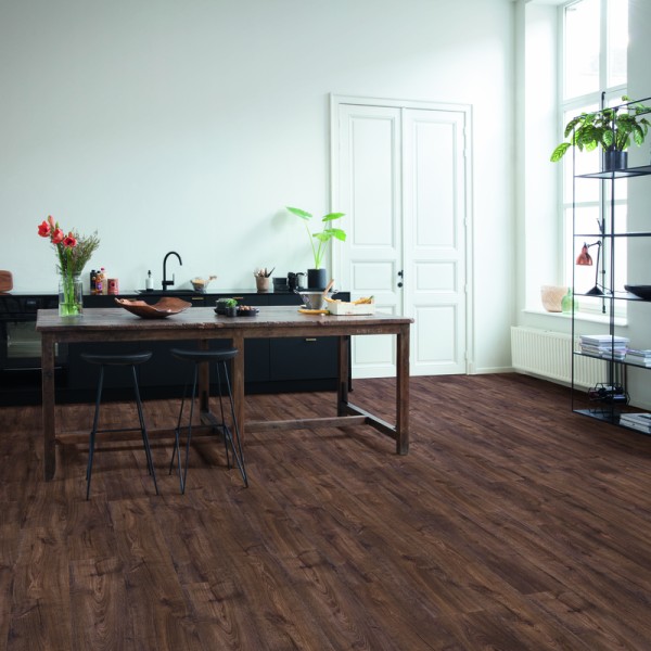 ПВХ плитка QS Alpha Vinyl BLOOM планка AVMPU 40199 Дуб осенний шоколадный